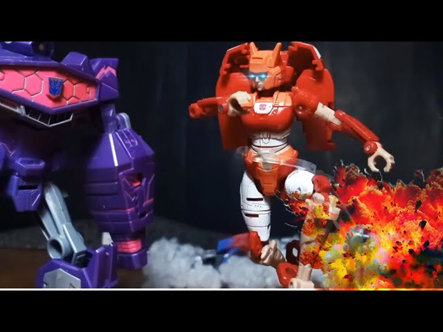 Transformers STOPMOTION - Elita One u0026 Arcee vs Shockwave class=