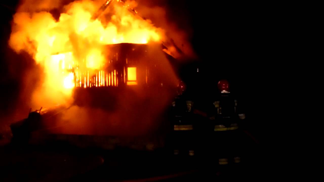 Krosno112.pl || Krosno Turaszówka - Pożar domu