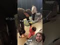 Soldado caído: Papá perdiendo la batalla contra el berrinche 😭😂 #reacción