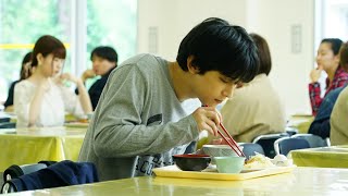 吉沢亮、周りに馴染めずいつも1人のキャンパスライフ…映画『AWAKE』 本編映像