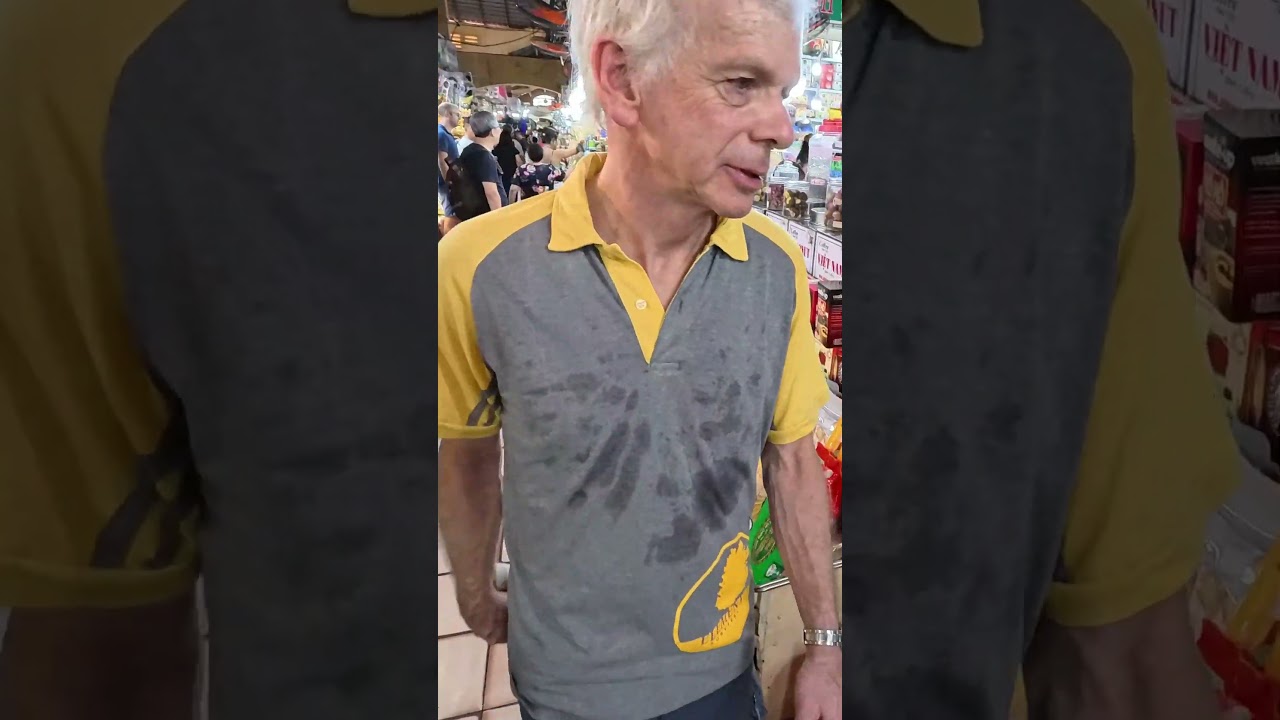 越南女孩，這是褲子嗎??越南胡志明市｜Vietnamese girl, are these pants?? Ho Chi Minh City, Vietnam