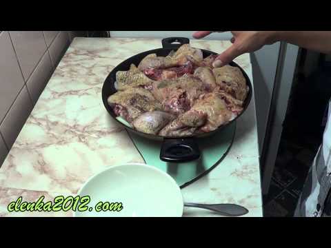 Видео рецепт Жареная курица в духовке
