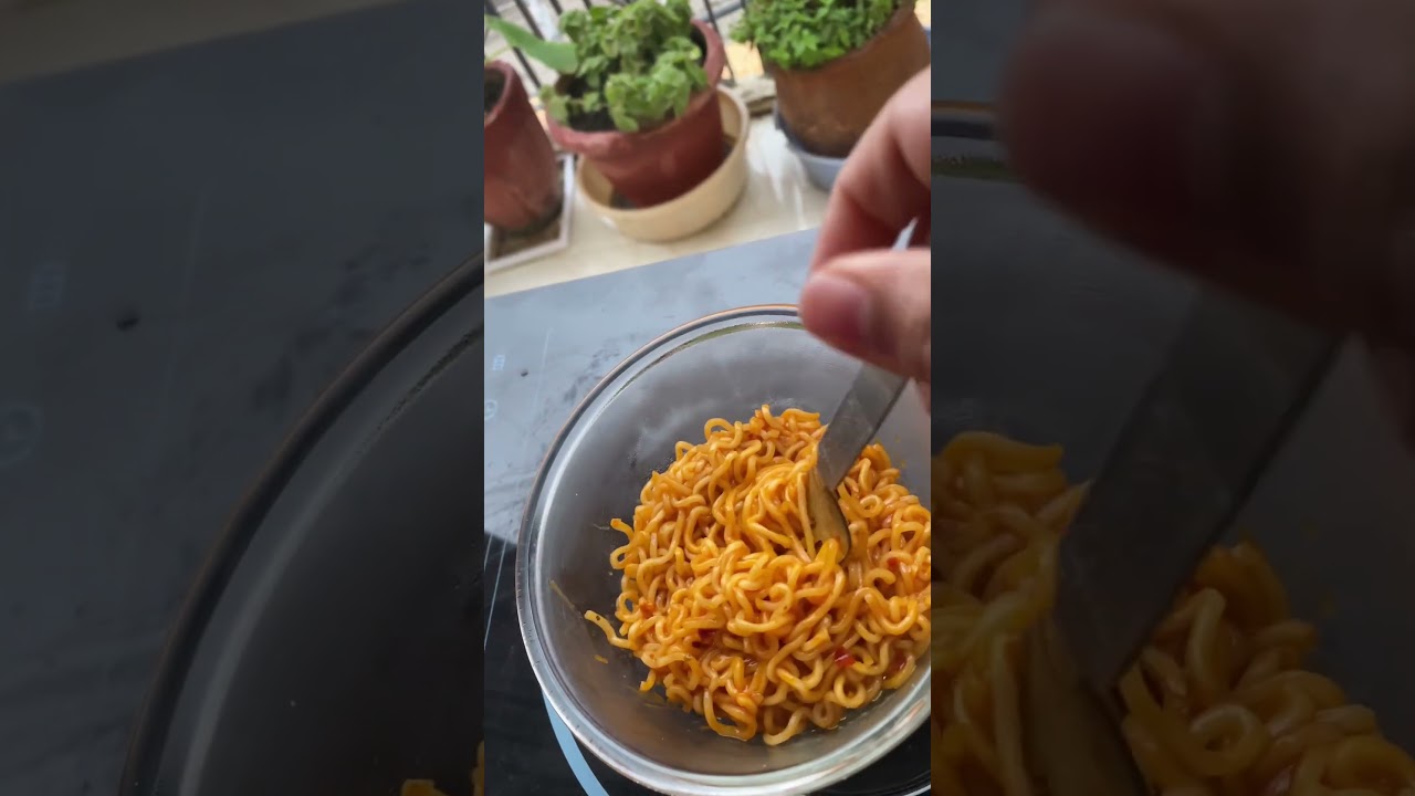 Honest review of Ching’s Hot Garlic Instant noodles 🍜 | 