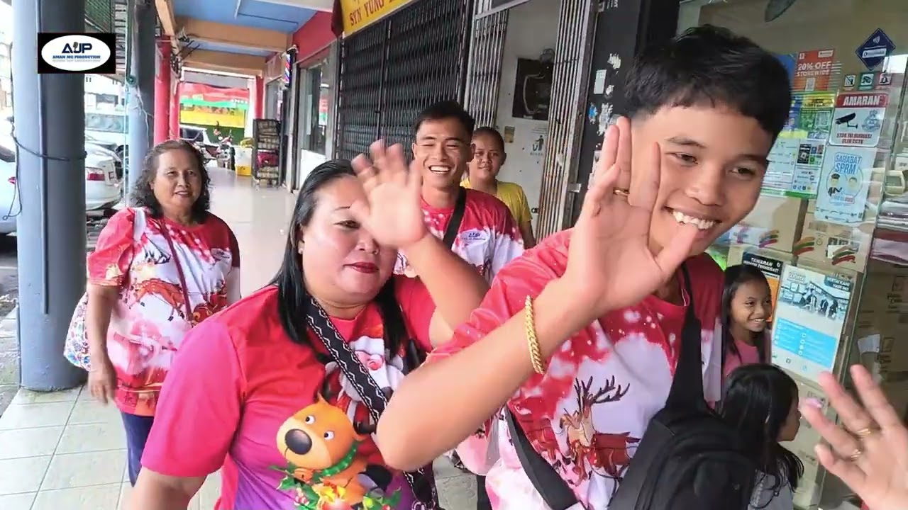 SELAMAT HARI KRISMAS BY AJP/MAGDELENACOLINA/McALLANCE/LILYBINTANG/JEFFERYLYN/IGATLIBAN(OFFICIAL MV) 