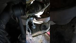 How to tighten or loosen sway bar link nuts