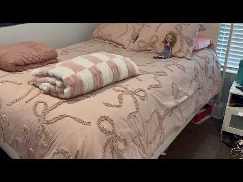 THE CUTEST BOW BEDDING?! 🎀🩷 | Bedsure Rose Pink Comforter Set Review