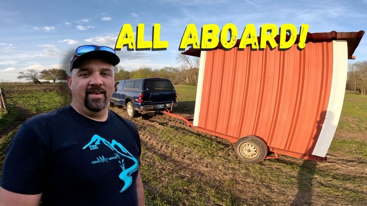 Chicken coop built with repurposed materials! YouTube