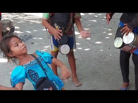 Viral Dancing Ng Isang Batang Badjao - YouTube