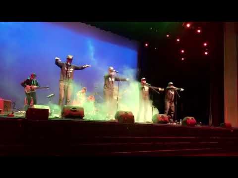 Waayaha cusub live show