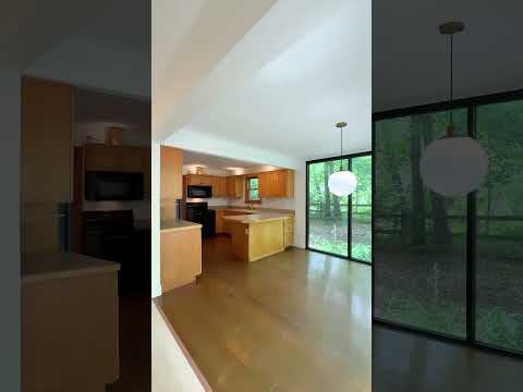 33 Indian Creek Dr, Rudolph, OH home video tour