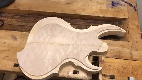 Fantasy guitar build Day 6