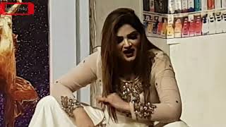 Nida khan & komal Butt/ Asi kuriyan shehar diyan new hot mujra dance