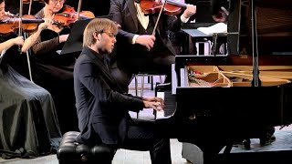 : L. van Beethoven - Piano Concerto No.3 in C minor, op.37 (Timofey Dolya, piano)