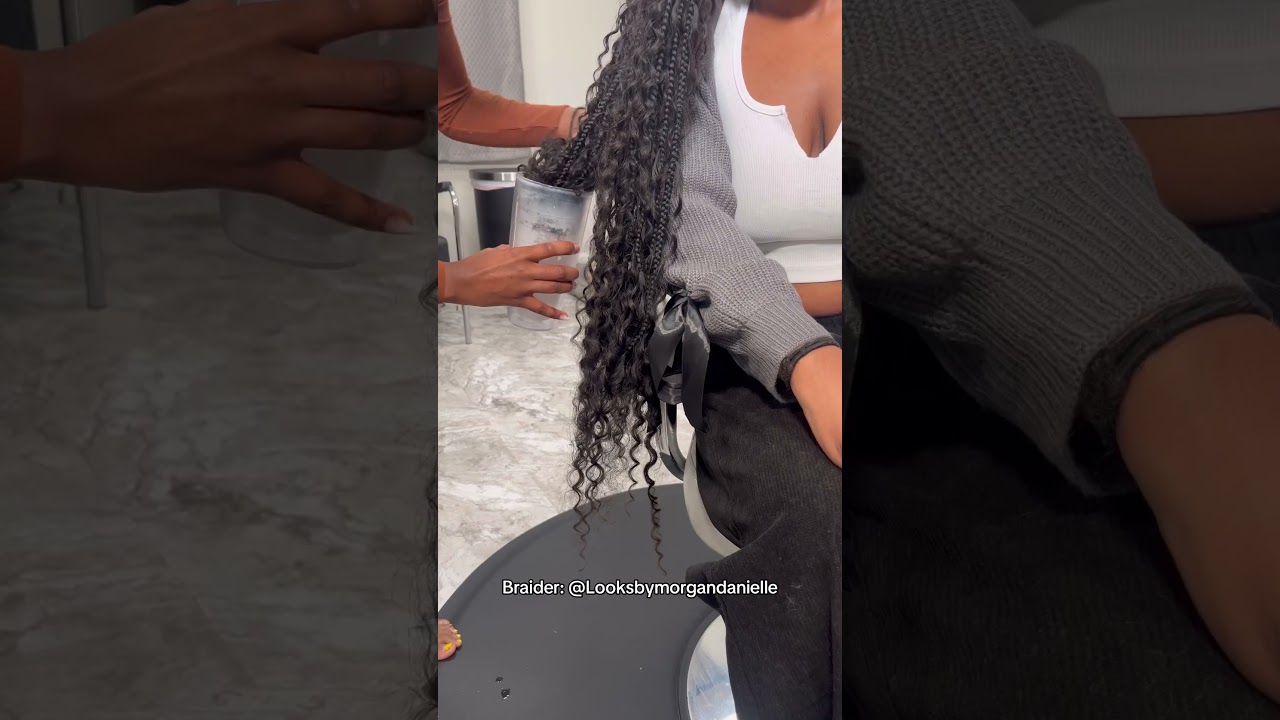 It’s all about flawless braids today. 🖤 