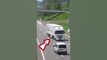 Wrong Direction Chaos!