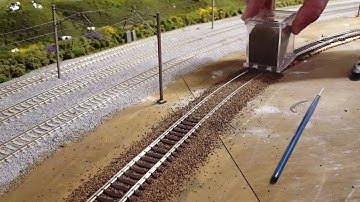 New Junction - Adding a heritage line, part Four - Ballasting