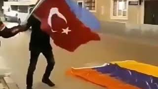 Sehidler Olmez... Veten Bolunmez... Qazilerimizin Sehidlerimizin Qani Yerde Qalmaz.