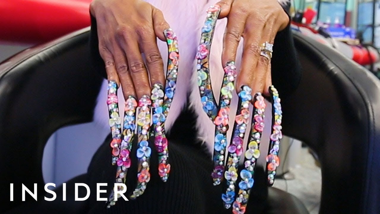 World's Longest Nails - longest nails, worlds nails - Oddee | Long nails, Long  fingernails, Fingernails