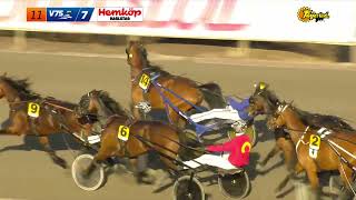 Vidéo de la course PMU HEMKOP KARLSTAD - COPIADS SILVERPOKAL - FYRAARINGSLOPP