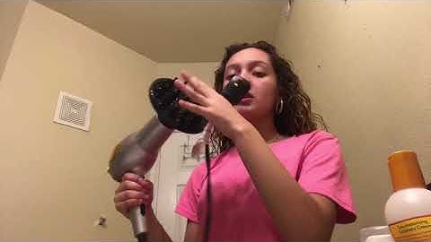 MY CURLY HAIR ROUTINE | USING DEVA CURL