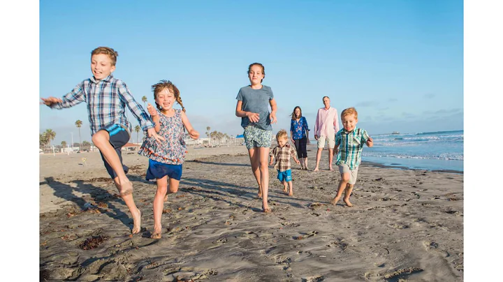 Family photos on the beach in Oceanside | Biad Family