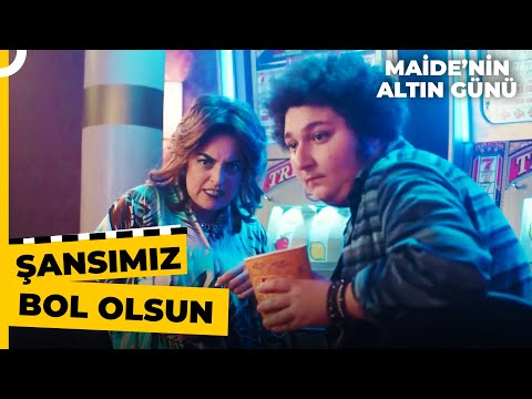 Dikkat! Gülmekten Karnınıza Ağrılar Girebilir | Maide'nin Altın Günü