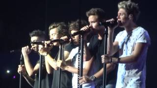 Moments - One Direction [Live in Perth, Australia]