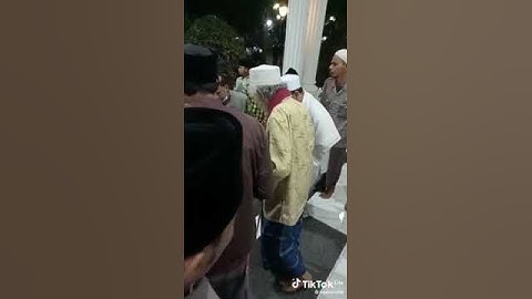Abah Abuya Muhtadi pulang dari kediaman Kang H. Zaky Alyamani(Kendal Karet Pasar Kemis)