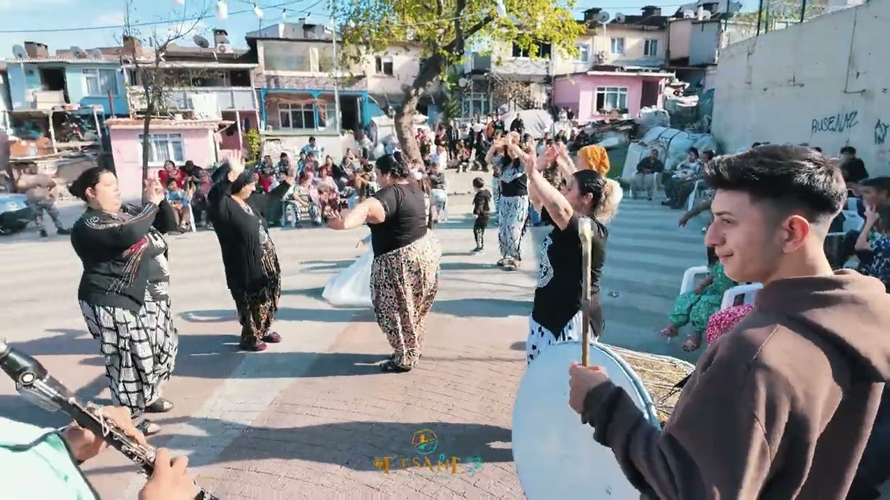 YAKUPLU ROMAN DÜGÜNLERİ DAHA İYİ OYNAYAN MEZARDA HELAL OLSUN ABLAMA  KALİTE AYARLARINI YÜKSELTİN