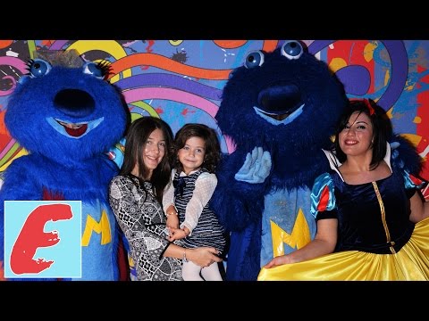 ემილია მაქსილენდში, ვმღერით, ვცეკვავთ, ვხსნით ვარსკვლავს