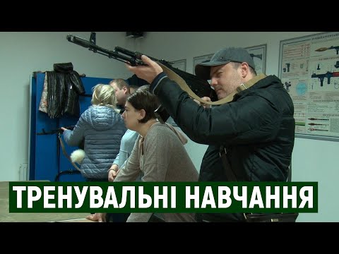 “Вогнева підготовка” й “Стрілецька зброя”: військова кафедра УжНУ проводить навчання для закарпатців