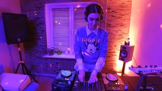 DJ Room ZP . Виктория Радченко . Обучение диджеингу в Запорожье . Школа диджеев . DJ Room ZP . Виктория Радченко . Обучение диджеингу в Запорожье . Школа диджеев .