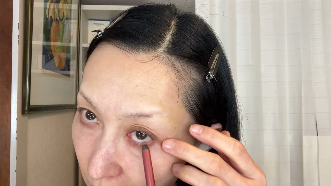 2026springの始まりはゴールドパールが輝くアイメイクでスタートはいかがでしょう‼️😉👍