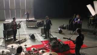 Video thumbnail of "LUCYBELL - PODEROSO (Video Oficial)"