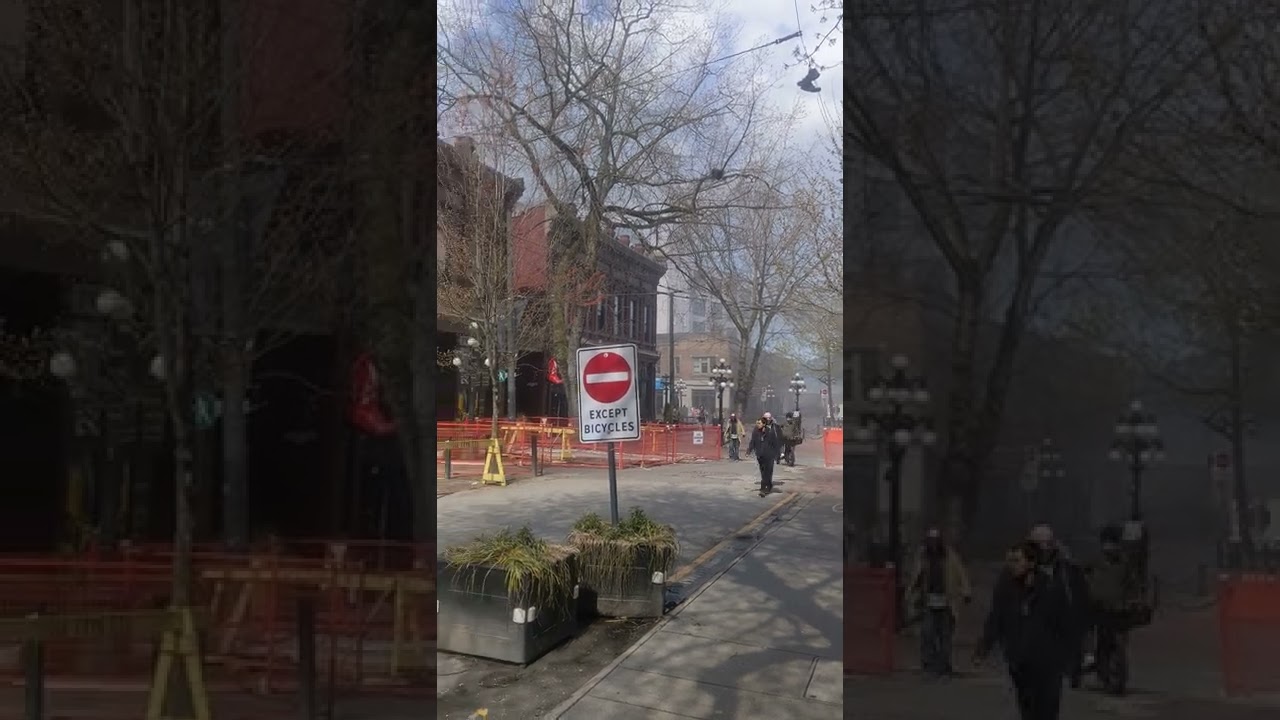 WINTERS HOTEL FIRE 2022 People evacuating Gastown do to smoke 