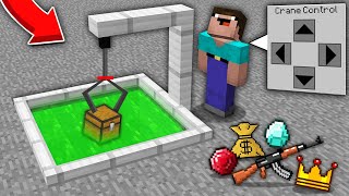 Minecraft NOOB vs PRO: NOOB CONTROL THIS LUCKY CRANE TO GET RAREST ITEMS FROM TOXIC WATER! trolling