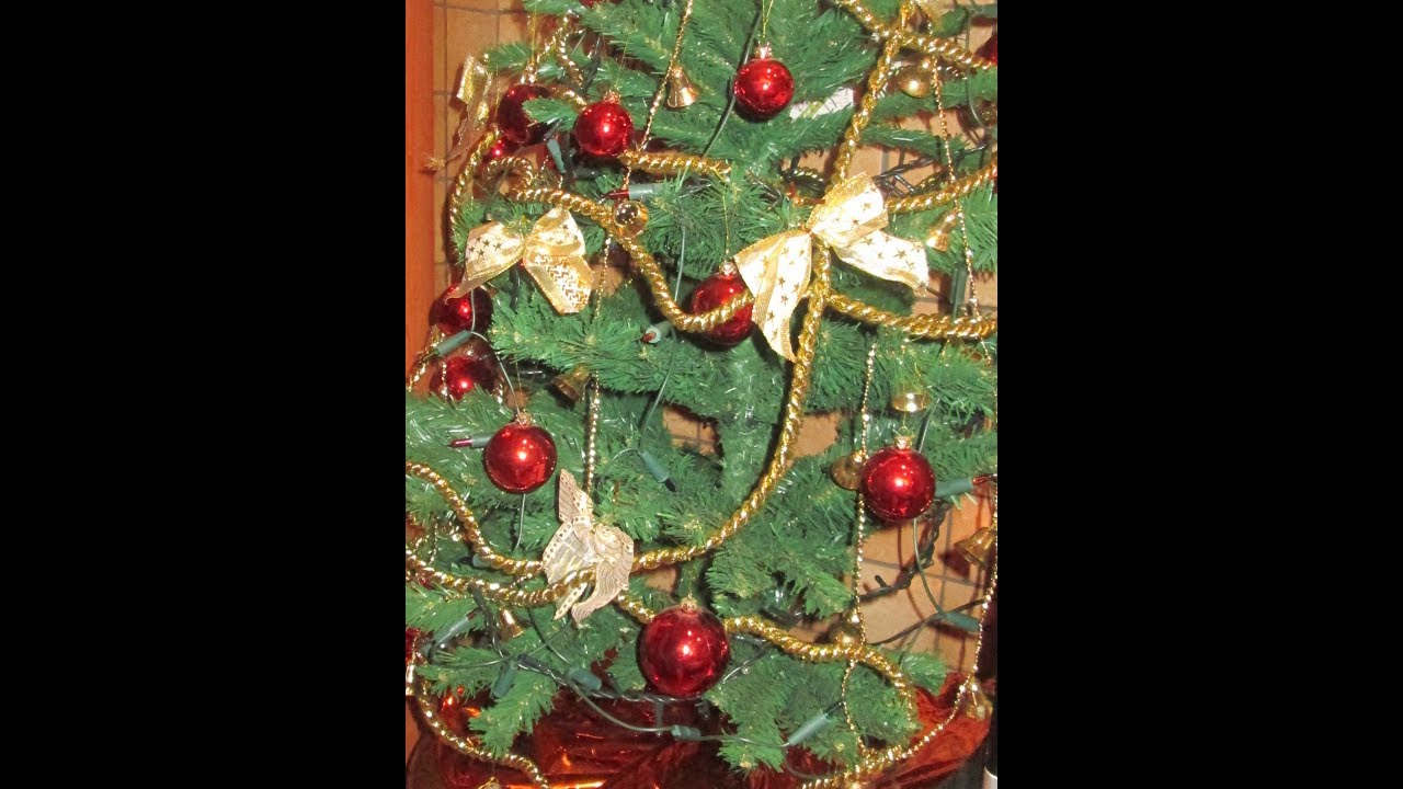 Oviesse Decorazioni Natalizie.Ghirlande Di Natale Con Rotoli Carta Igienica E Decorazioni Varie Youtube