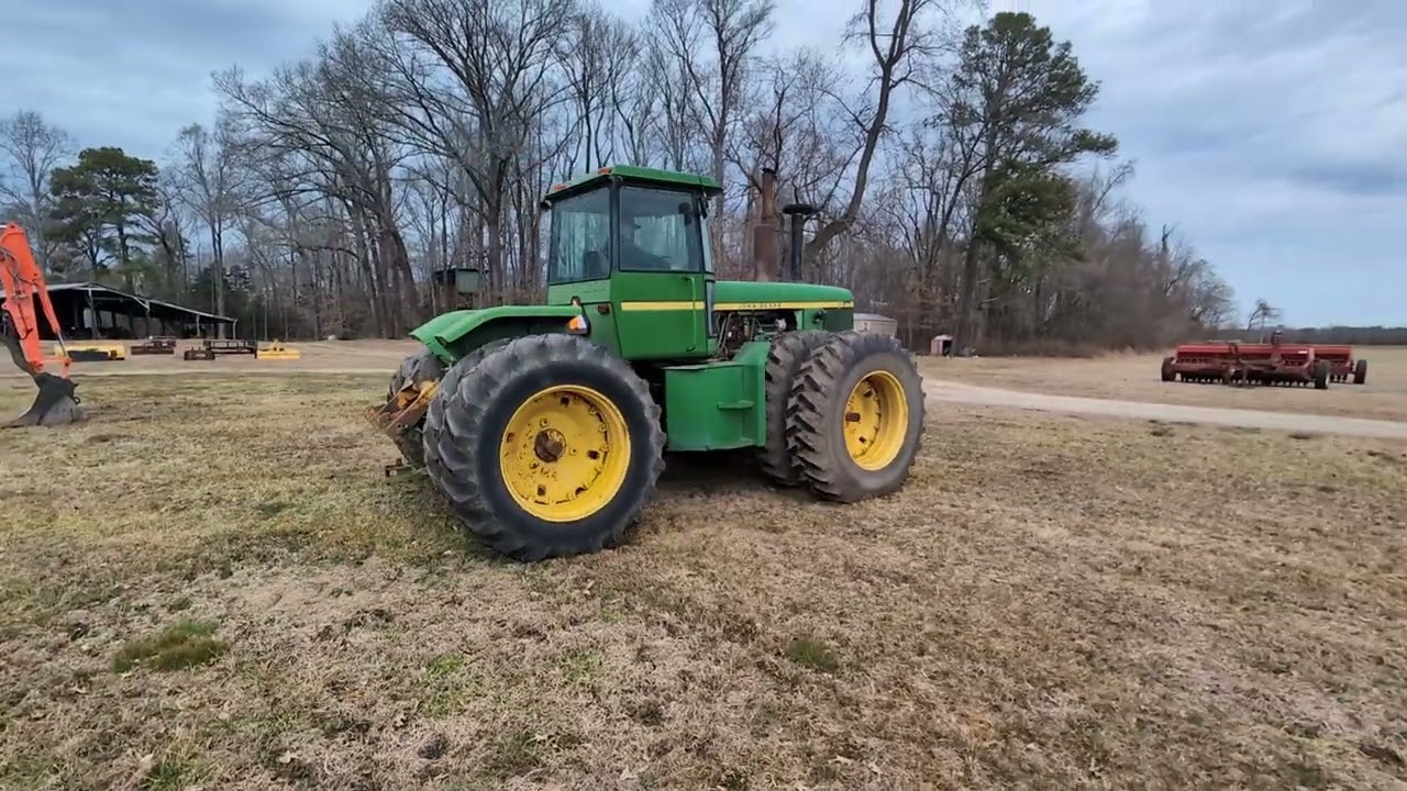 John Deere 8630