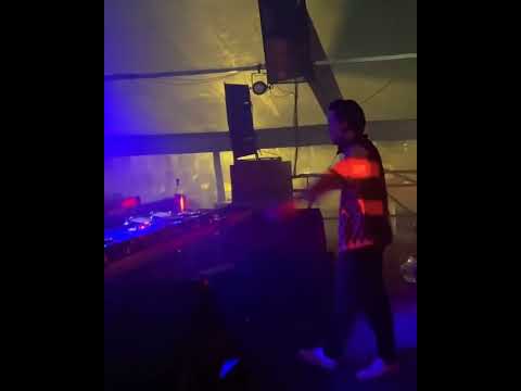 'Argy' Live at