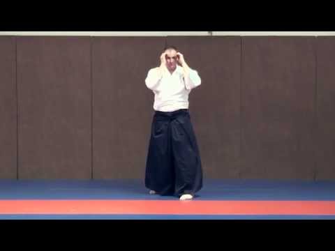 Travail des frappes simples en Aïkido 4/11. Les coups de coudes.