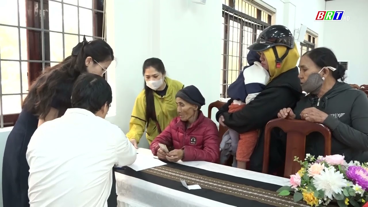 Phường Buôn Hồ: Hơn 1000 suất quà Tết chung tay chăm lo cho người dân có hoàn cảnh khó khăn