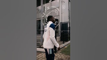 This is how we capture pictures at the Ajax training 📸