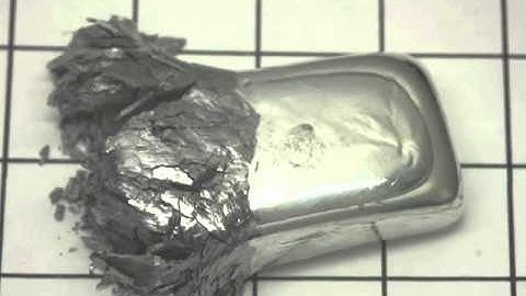 Timelapse footage of Beta tin decaying to Alpha tin