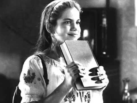 Anna Chlumsky My Girl Youtube