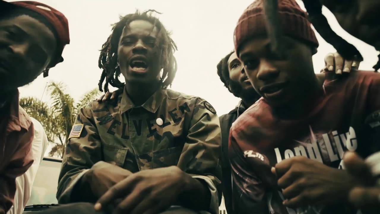 Twelve'len - Star Dust (Music Video)