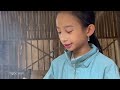 Han takes care of pets. Chu Dong cooks seafood to treat Ngoc Han.