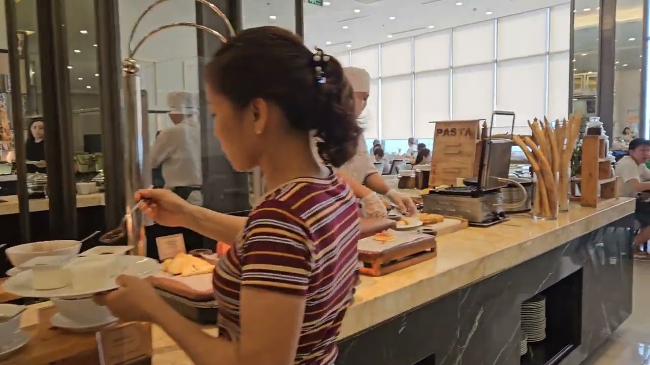 나트랑 비치 프론트 빈펄 호텔 조식 뷔페