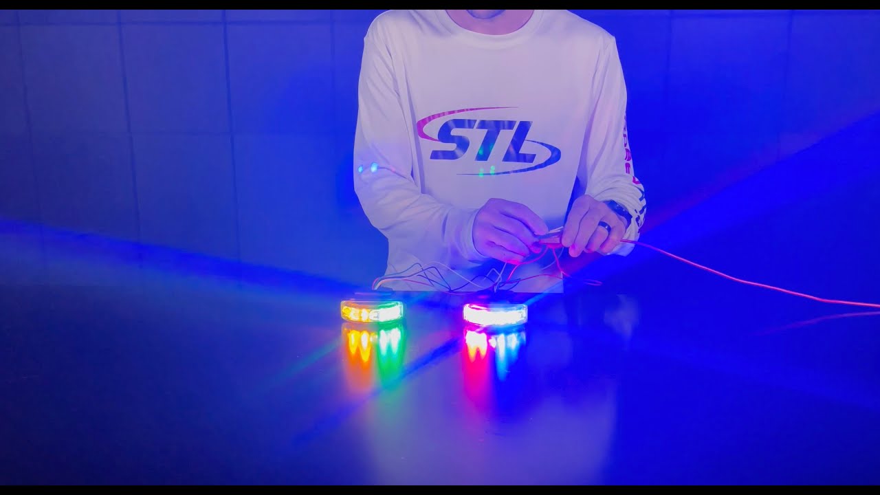 スポットライト SpeedTech SpotLight: Tri-Color ZX-180® Linear - YouTube
