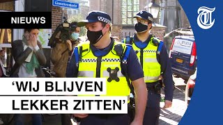 Boa’s grijpen in op terras: ‘Wat een onzin’