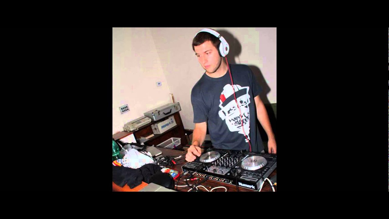 Dj Puuu - Track 1000